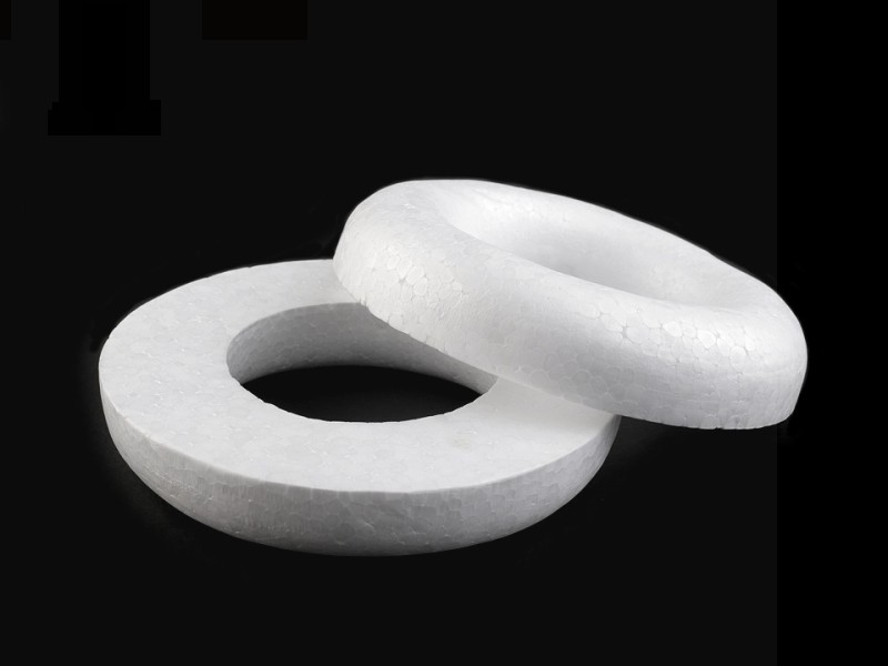 Hungarocell koszorú - 14,5 cm Hungarocell,műanyag kellék Hungarocell koszorú - 14,5 cm Hungarocell,műanyag kellék